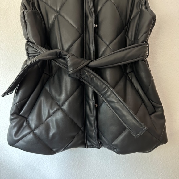 BLANKNYC Faux Leather Puffer Vest with Belt Black - Picture 3 of 9